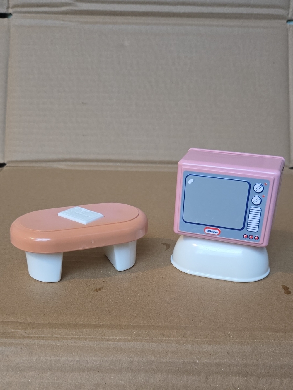 Vintage 90s Little Tikes Dollhouse Accessories - TV & Coffee Table